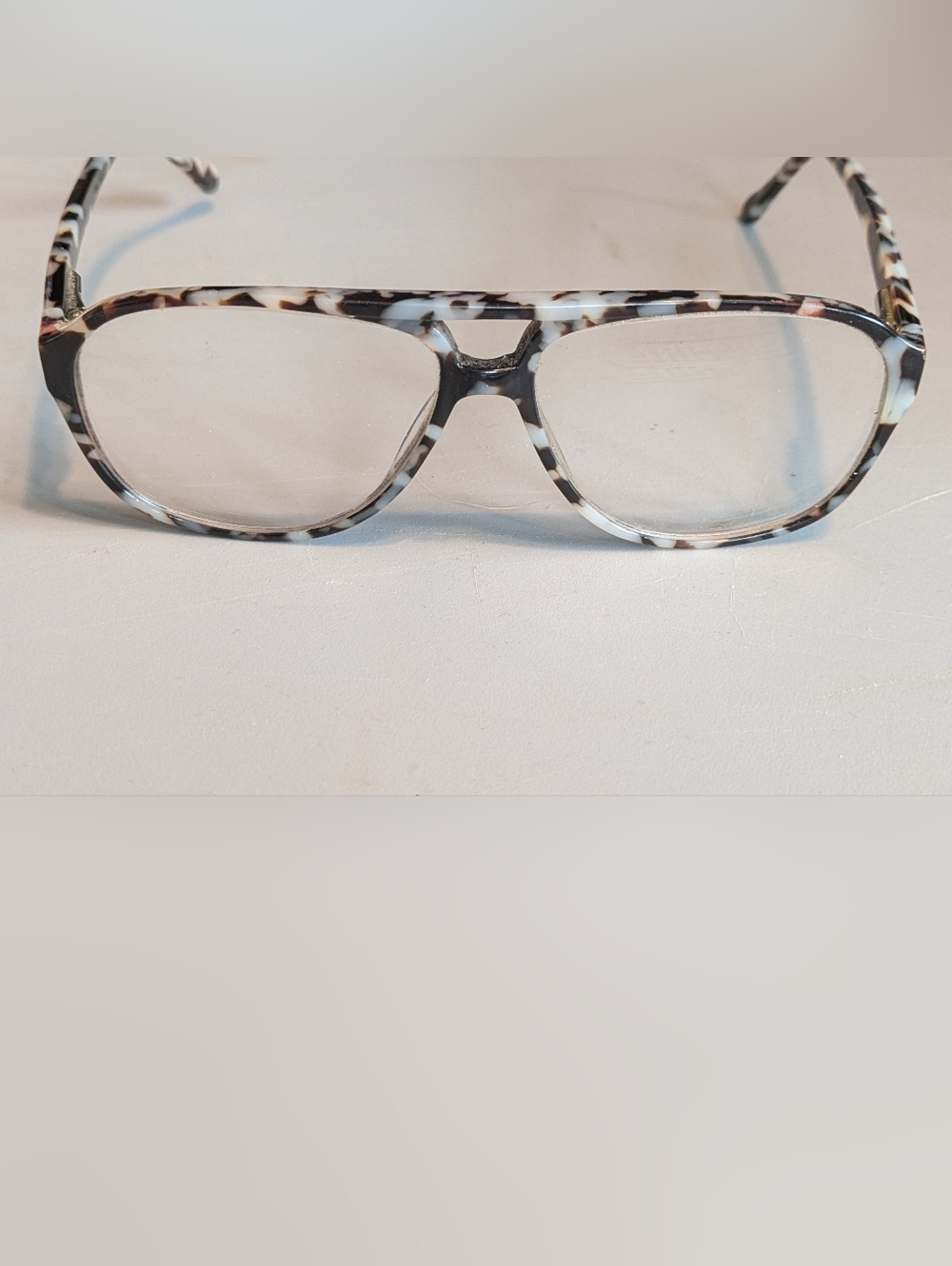 Vintage-Style Tortoise Aviator Frames